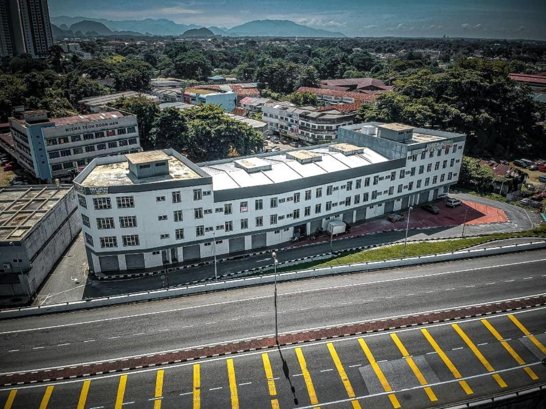 Reno Hotel Ipoh Exterior photo
