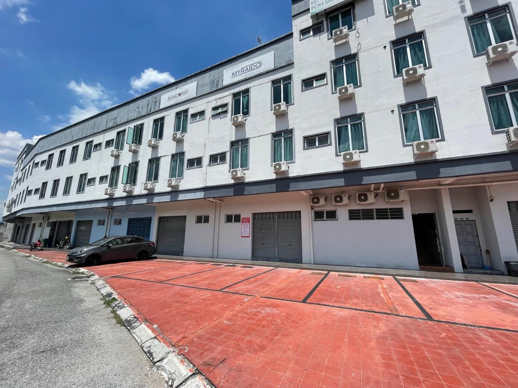 Reno Hotel Ipoh Exterior photo