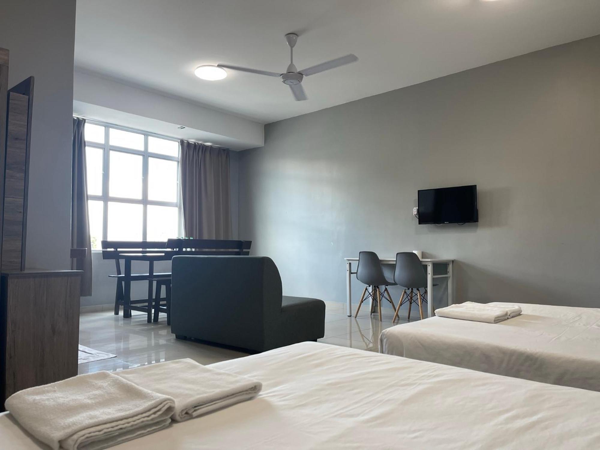 Reno Hotel Ipoh Exterior photo